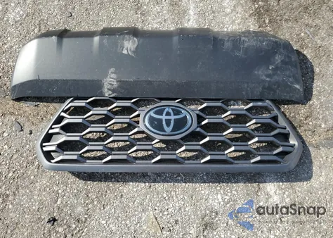 2022 Toyota Tacoma Double Cab z USA, uszkodzony, nr VIN 3TYCZ5AN6NT098003